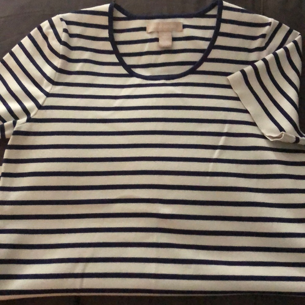 Banana Republic White & Navy Top short sleeve